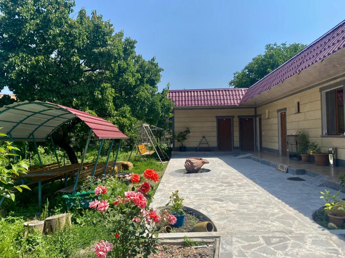 Aghasu Tun B&B Odzun Esterno foto